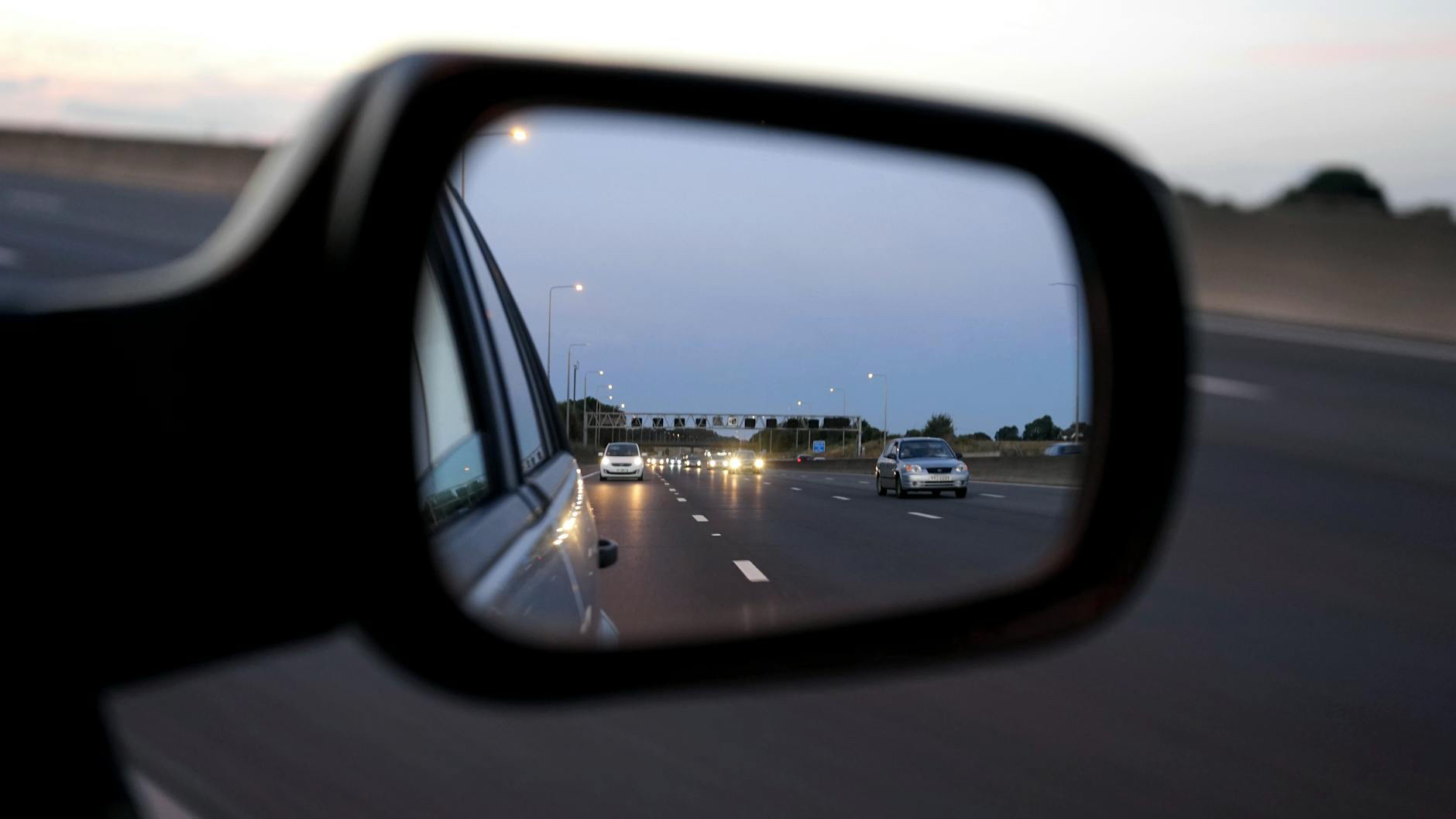 The Art of Auto Glass Care: Tips and Tricks for Every Vehicle Owner